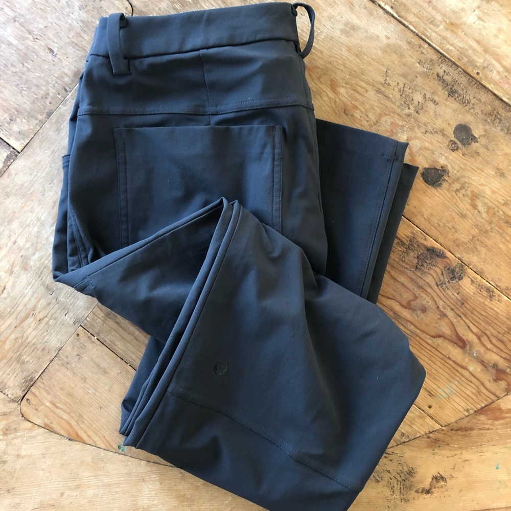 Lululemon Men’s travel pants
